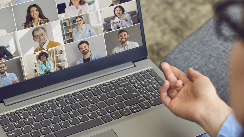 Community Platforms vs Member Websites: What’s the Difference and Which Should You Build?